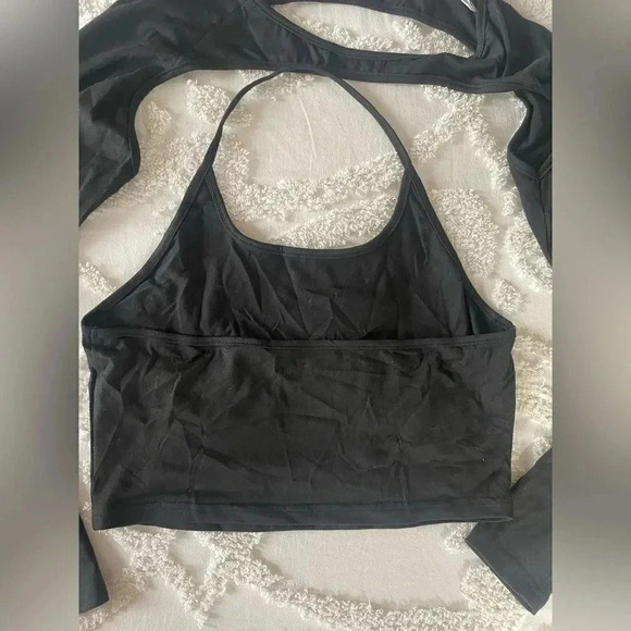 Crop Top and Sleeve Set - Picture 5 of 5